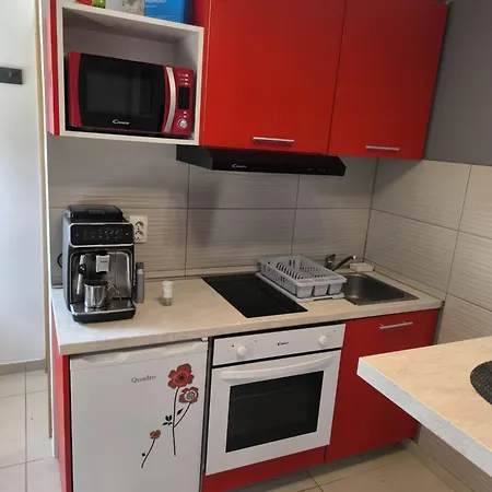 Urinj Apartment *