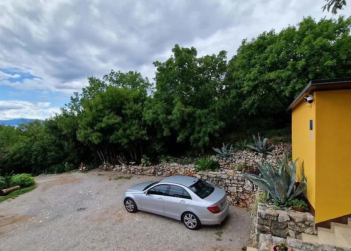 Διαμέρισμα Urinj *