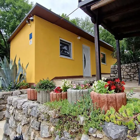 Apartman Urinj *